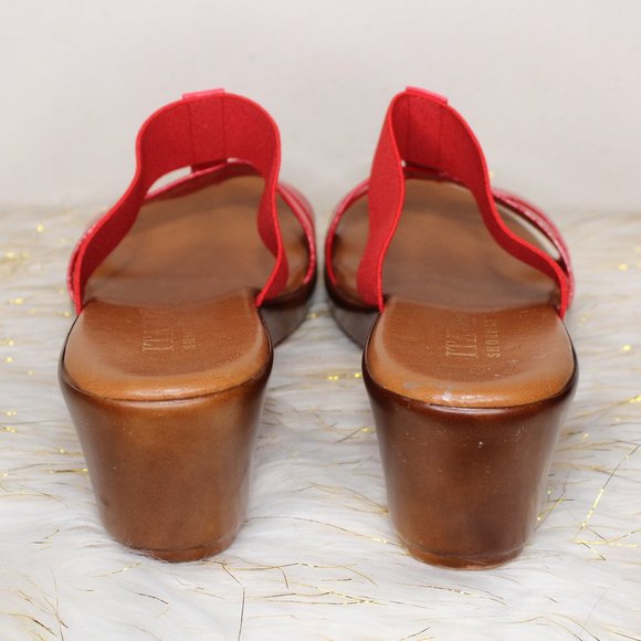 Italian Shoemakers Red Wedge Sandals - Picture 6 of 6